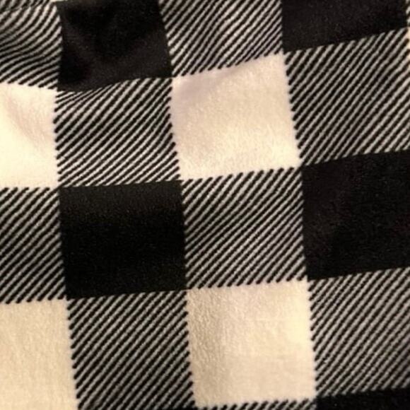 No Boundaries Buffalo Check Velour Like Leggings - Picture 2 of 4